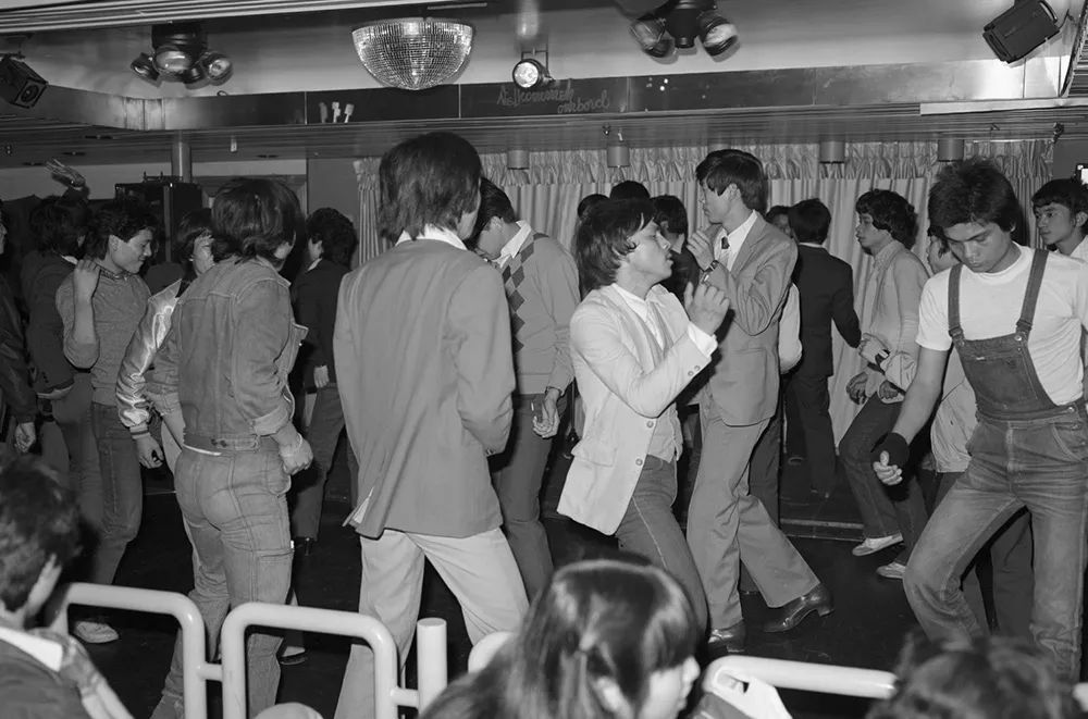 一个意大利摄影师在中国:"我并不怀念80年代"| 正午视觉