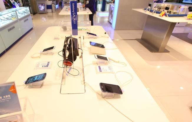 网购手机靠不靠谱？怎么分辨是不是正品？这几点注意好避免入坑