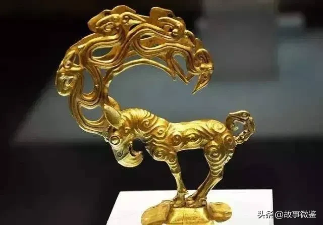 放牛娃回家打老牛(1957年，陕西高兔村一个放牛娃回家时)