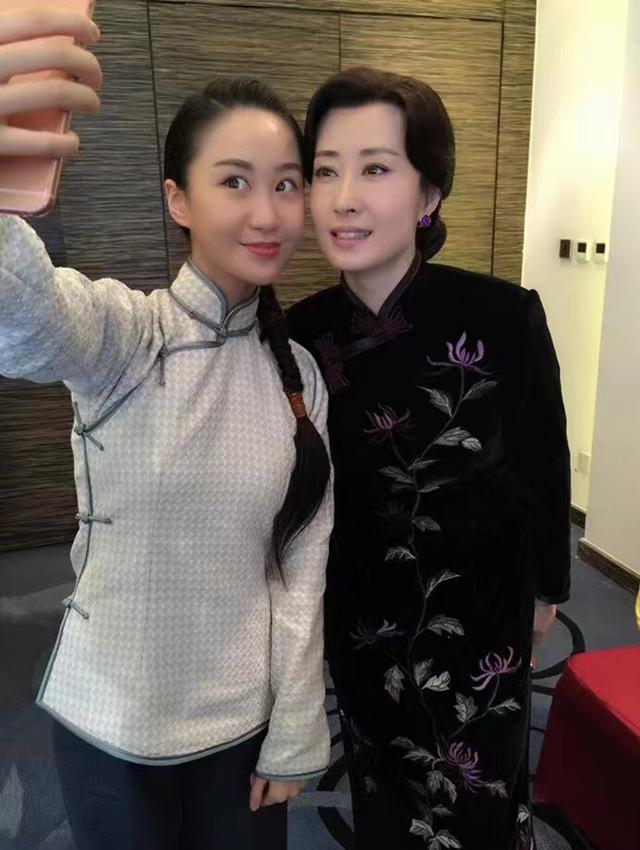 太意外了！《伪装者》中他们看似没有交集，没想到现实中却是夫妻