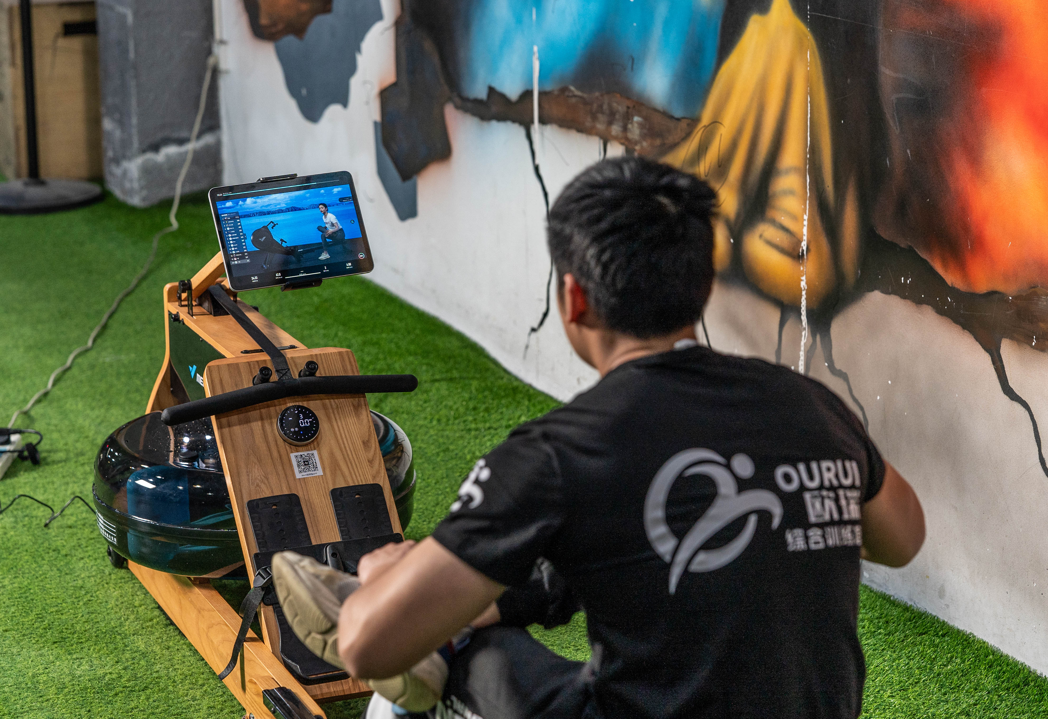 不想跑步？专业健身教练告诉你燃脂TOP1划船机怎么用