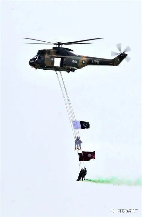 巴基斯坦2022国庆阅兵参与装备全解析，中国造先进武器成为主力