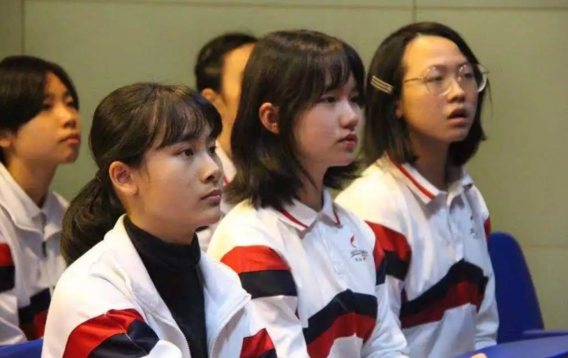 22年高考预估人数榜单出炉，北京竟成垫底，河南稳坐头把交椅