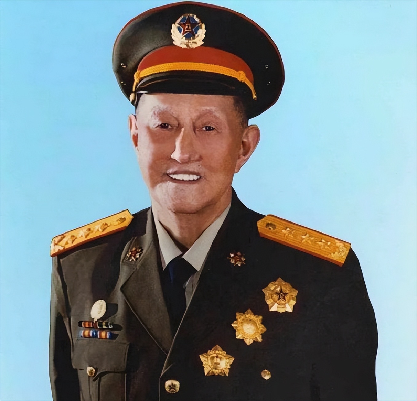 洪学智执掌总后勤部比较符合他的"专业",曾参与了多次后勤保障任务.