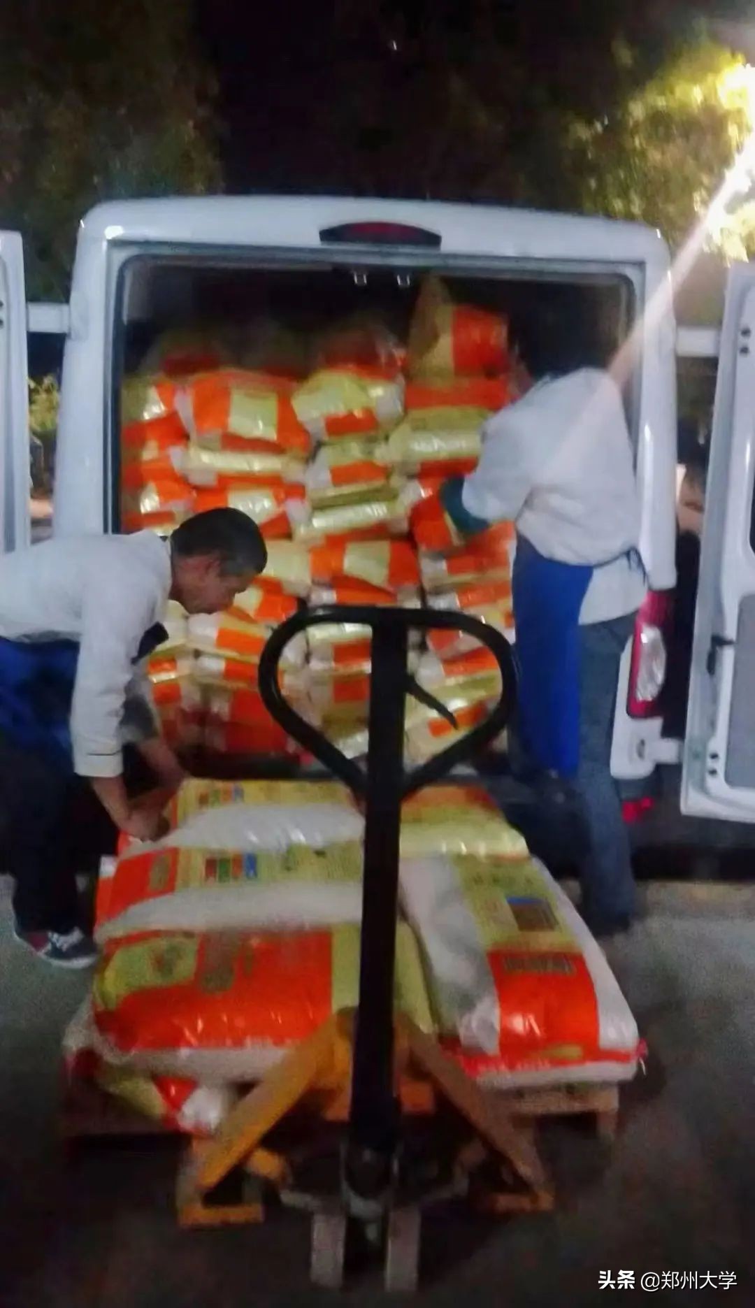 后勤抗疫日记丨餐饮保障之原材料采购储备篇