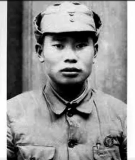 1950年杨得志赴京接受任务，朱德接见：彭德怀点名要你的十九兵团