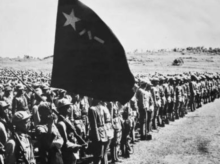 解放战争中，贺龙身在何处？为何他能位列十大元帅之中？