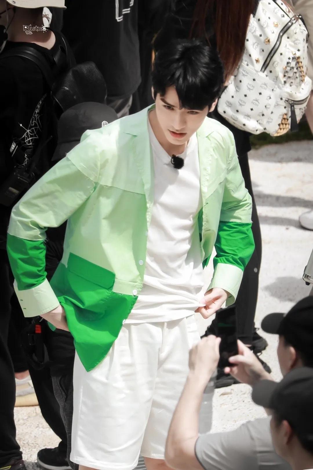 892deabbf66b4c94892a49f8a1e41606?from=pc