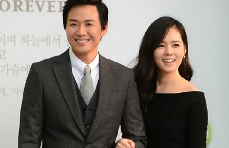 拥有“鼻尖痣”的明星，韩佳人、全智贤上榜