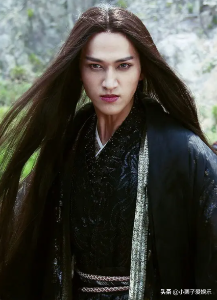 名不符实的“第一美”有多搞笑？有男有女、各有各丑，硬演真尴尬