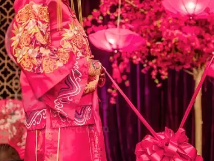 14年前，河南女孩不顾反对嫁给黑人，婚后发现老公是奥巴马亲弟弟