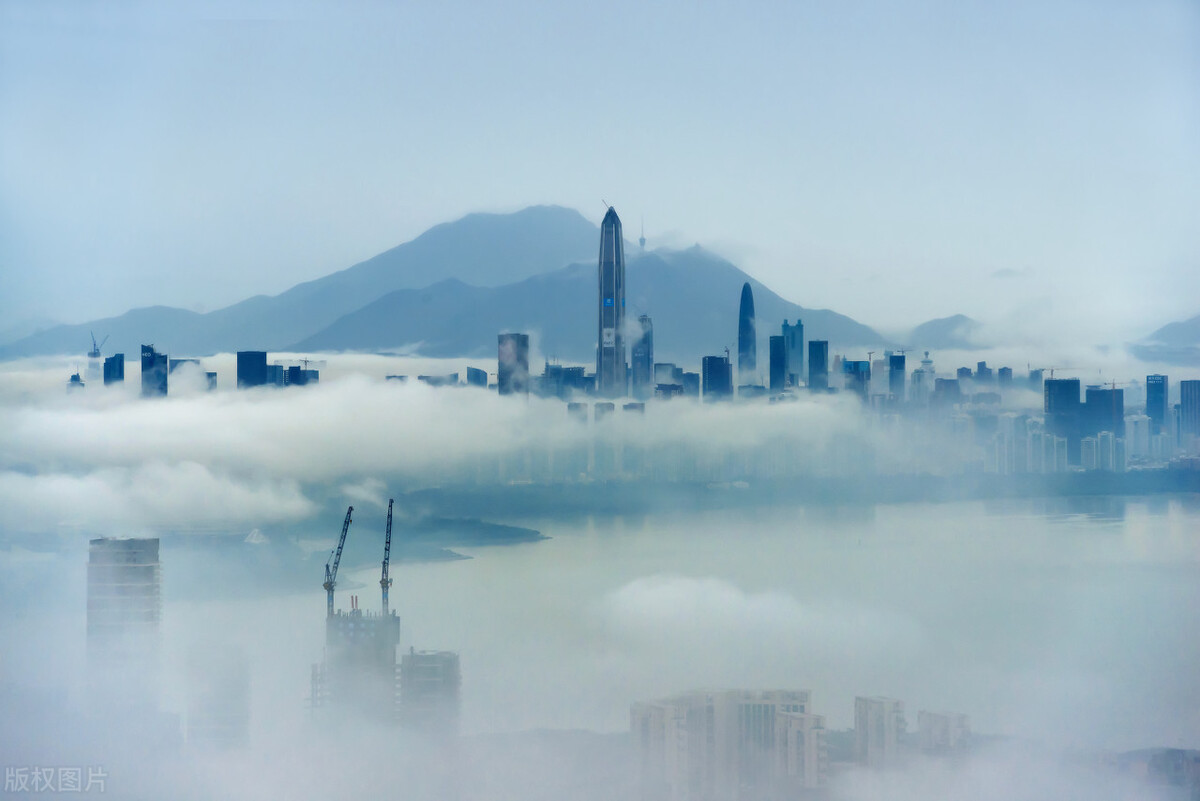 2030年中国十大超级城市排名：深圳经济实力强劲，未来发展可期