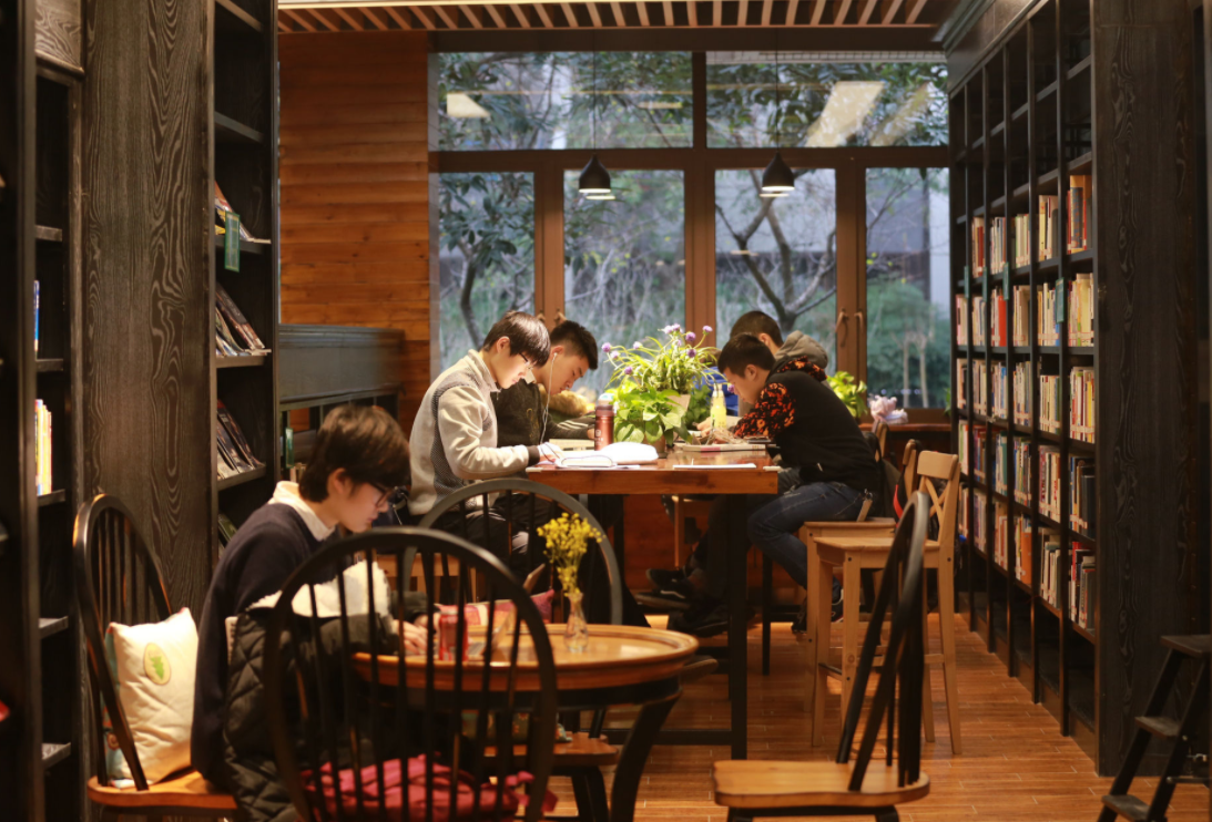 大学生入党有“门槛”，3个硬性条件缺一不可，建议学生提前规划