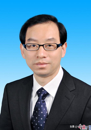 新一届武汉市政府领导班子成员工作分工公布：程用文负责全面工作，陈劲超负责常务工作