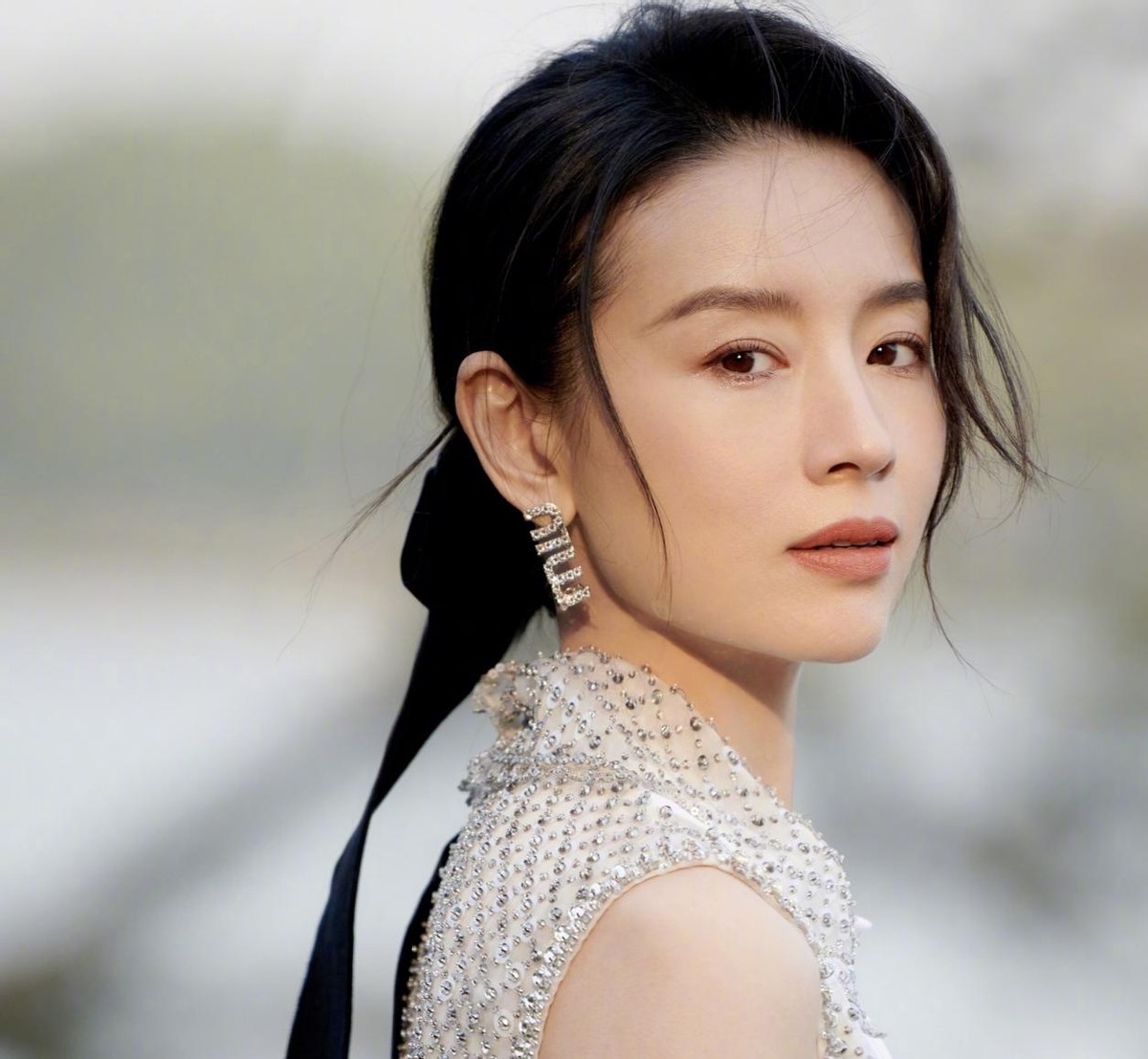 明明都这么老了，这六位大龄女星就别硬尬“少女感”了