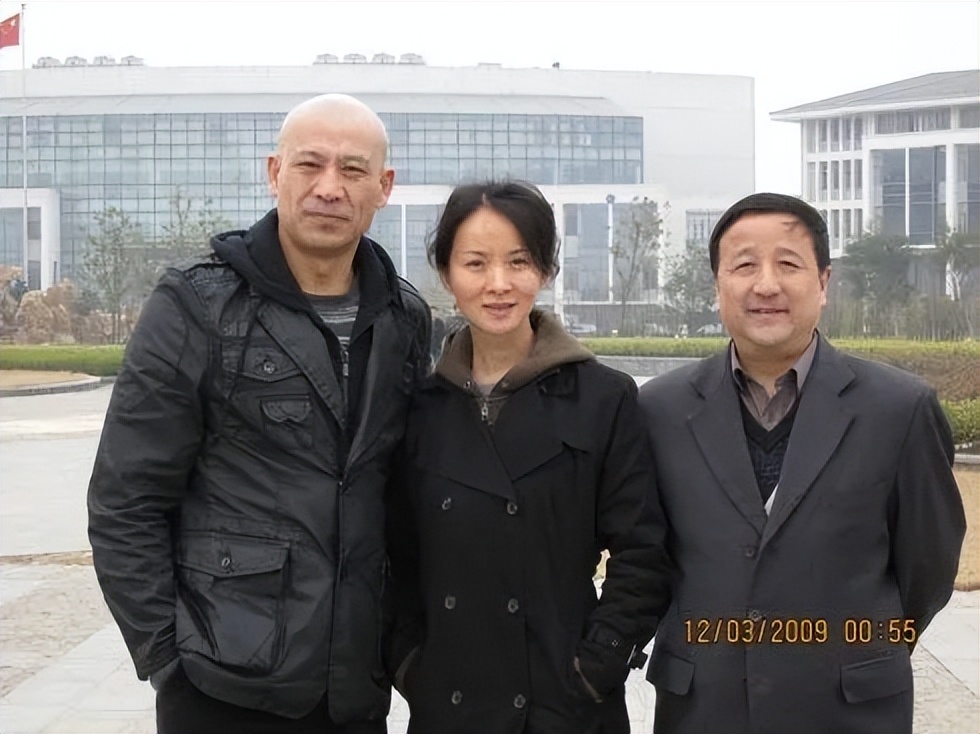 演员谢兰：和丈夫坚持丁克12年愁坏婆婆，41岁意外得子全家乐开怀