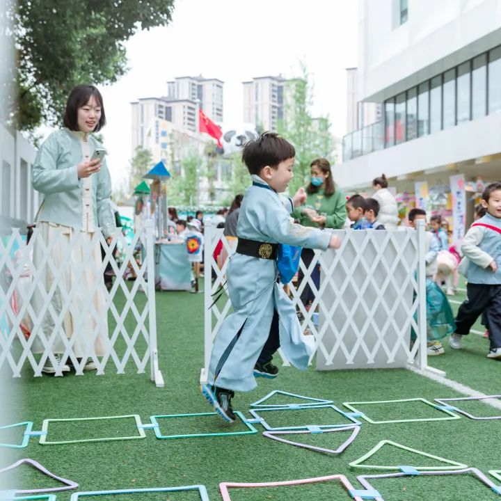 汉服体验、美食大赏、亲近野生动物……这样的春日活动真让人羡慕