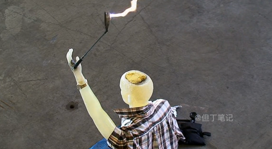 金属容易雷击吗(身上金属物品越多，越容易遭雷击吗？)