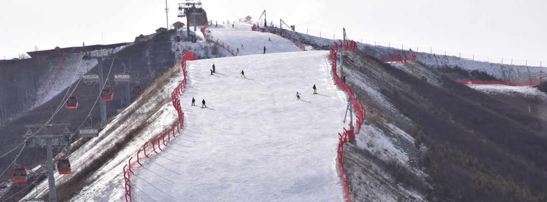 测评:最适合家庭出游的崇礼滑雪场——富龙滑雪场