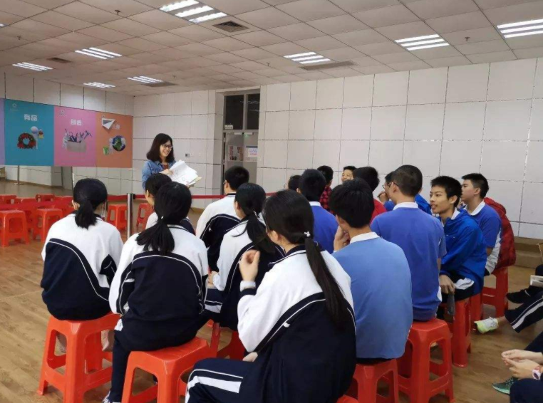 高中阶段“最难学科”排行榜，是英语还是物理？看看学生怎么说