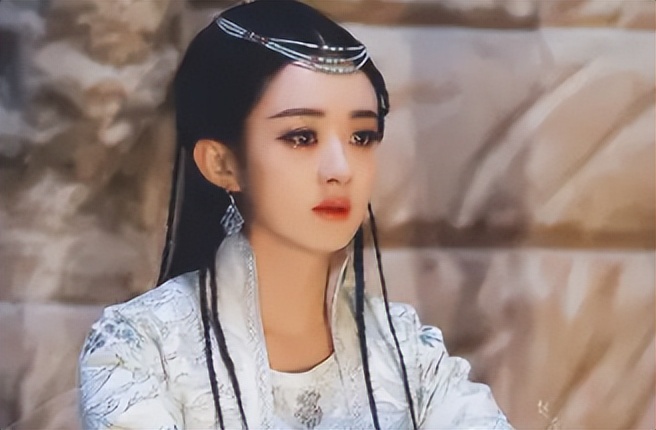 给“公主演得最好的10个演员”排个名，戚薇倒数，赵丽颖仅排第五