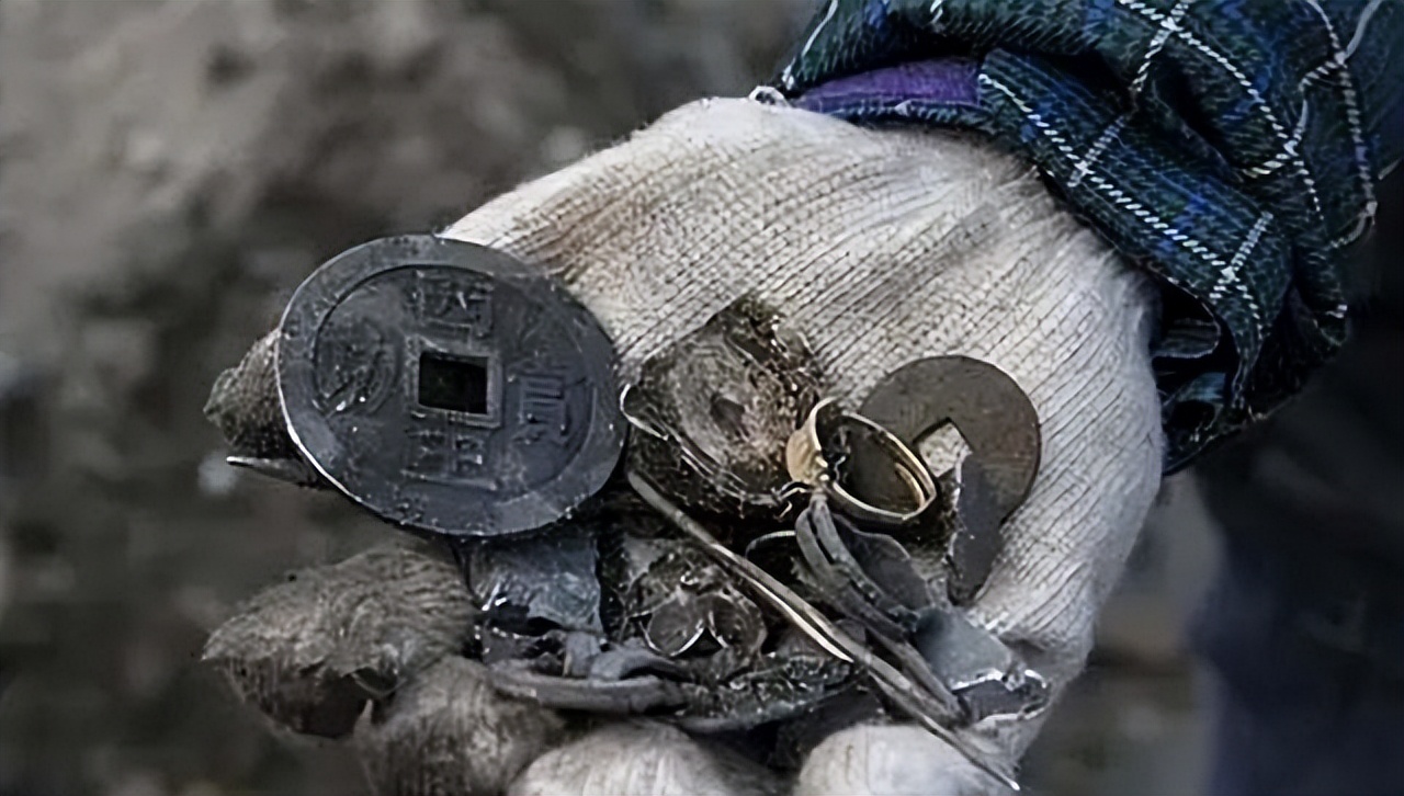 2017年张献忠沉银发掘现场:长达百米河床堆满金银,传说果然是真-热门