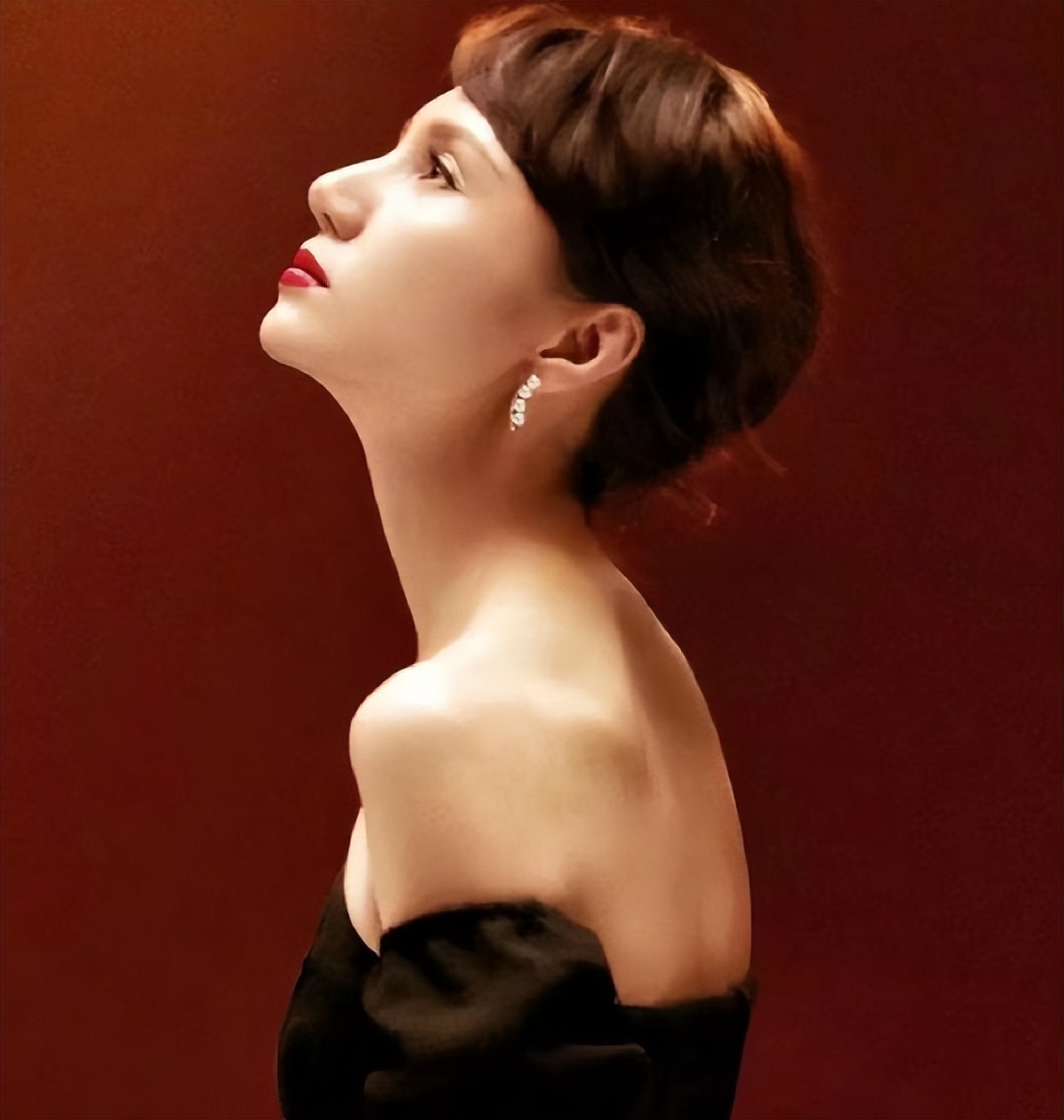 殷桃的痣、梅婷的黑眼圈，娱乐圈坚决不整容的女星，我只服这10位