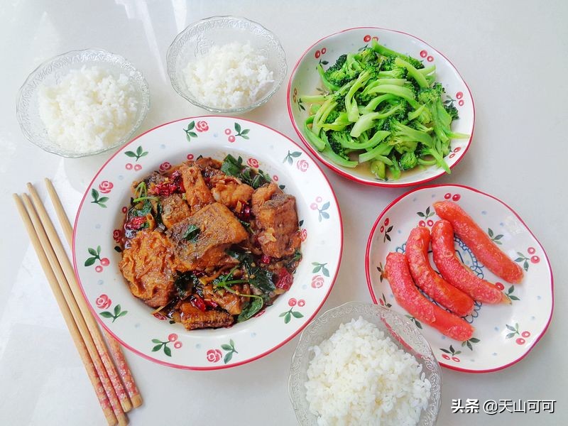 15天晚餐来了(大姨妈晚来了15天)