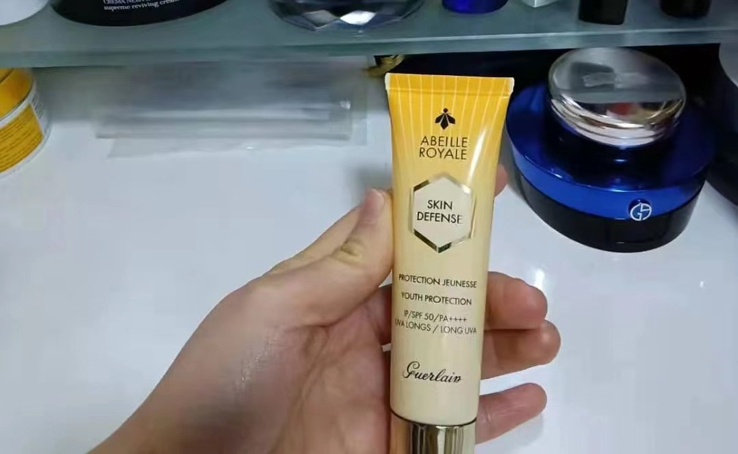 娇兰帝皇蜂姿防晒