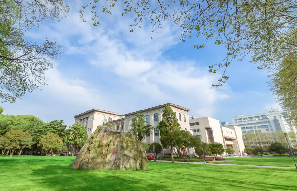 中国十大名校最新排名（全国大学排名200强）