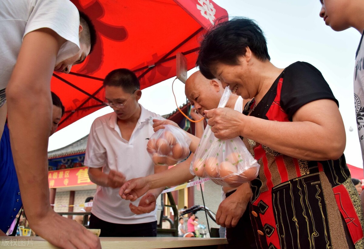 视频会员代理怎么赚钱（安徽大姐开超市）