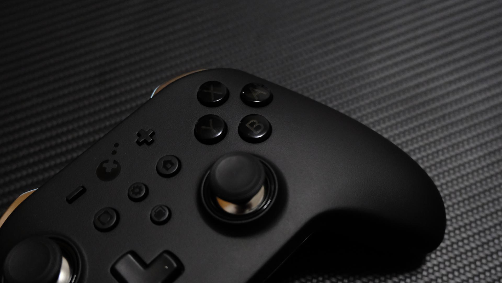 电磁摇杆、拒绝漂移，游戏机的绝配，谷粒金刚2 Pro使用体验