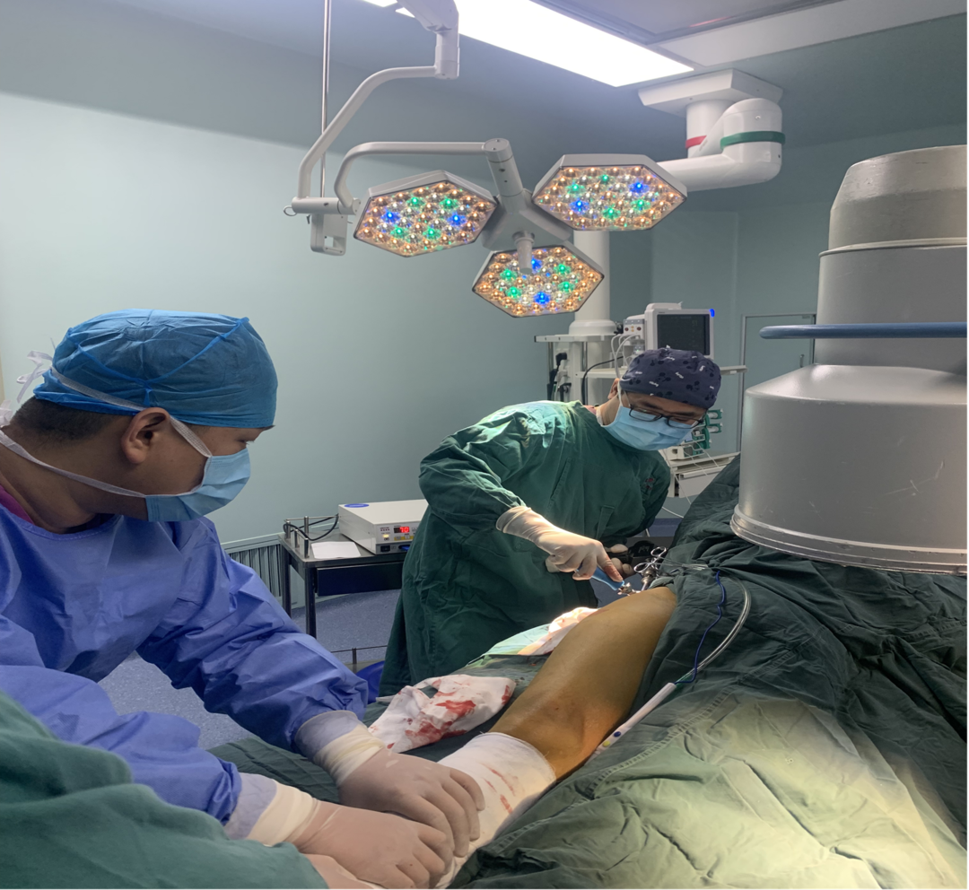 渭南市第二医院成功完成首例PFBN仿生髓内钉固定术