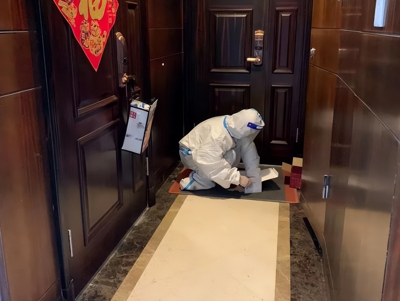 青春战“疫”| 从三尺讲台到抗“疫”前线，青年教职工在行动