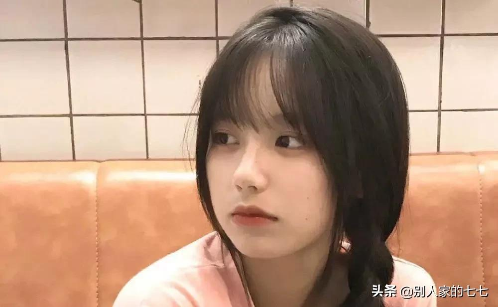 女人想被你追,不会说“喜欢你”,而会这样暗示你