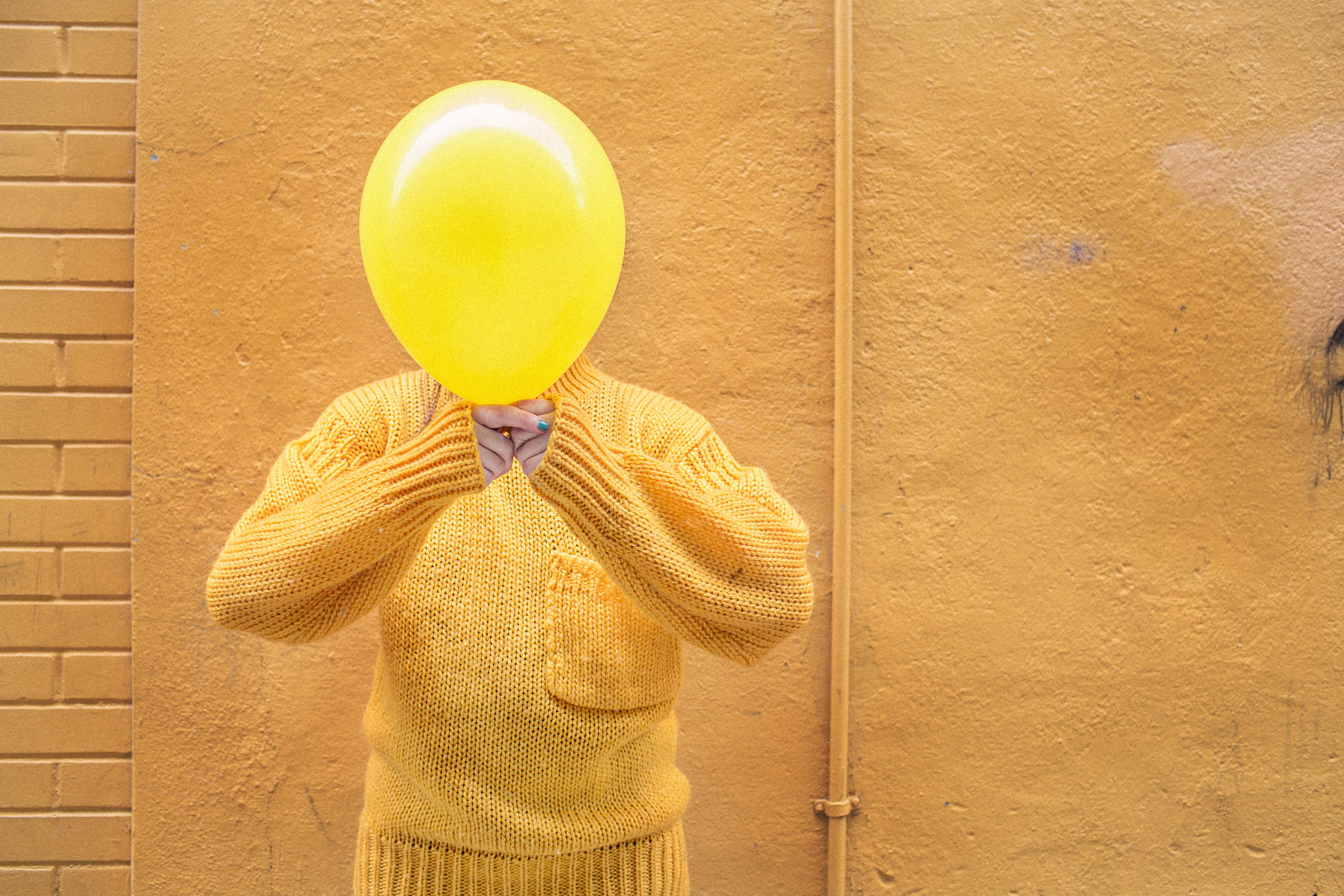 怀疑老公有外遇怎么解决(怀疑丈夫有外遇，怎么办！)