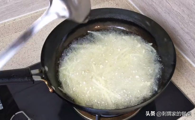 干煸土豆絲,干煸土豆絲的做法