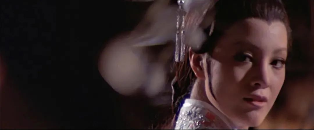 香港的第一风月片是变红的时候。