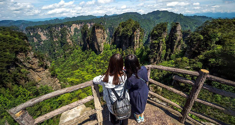 张家界旅游攻略（来张家界旅游怎么好玩又省钱）