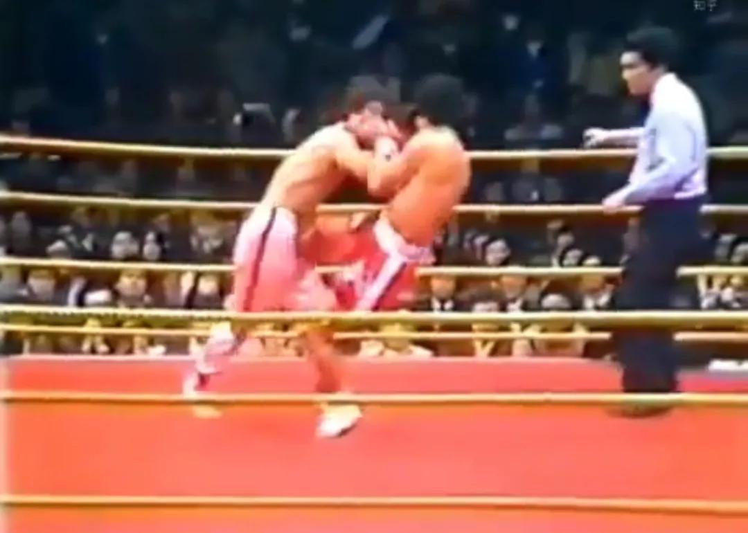 港片里“能够排进前五的黑老大”：周润发才第3，于荣光落选了