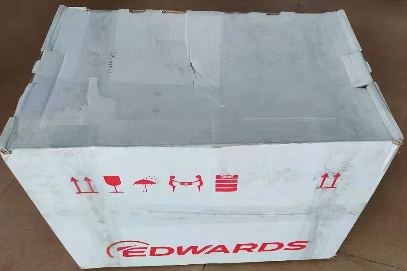 托理拆利某科研实验室科学仪器爱德华Edwards真空泵nxds10i案例