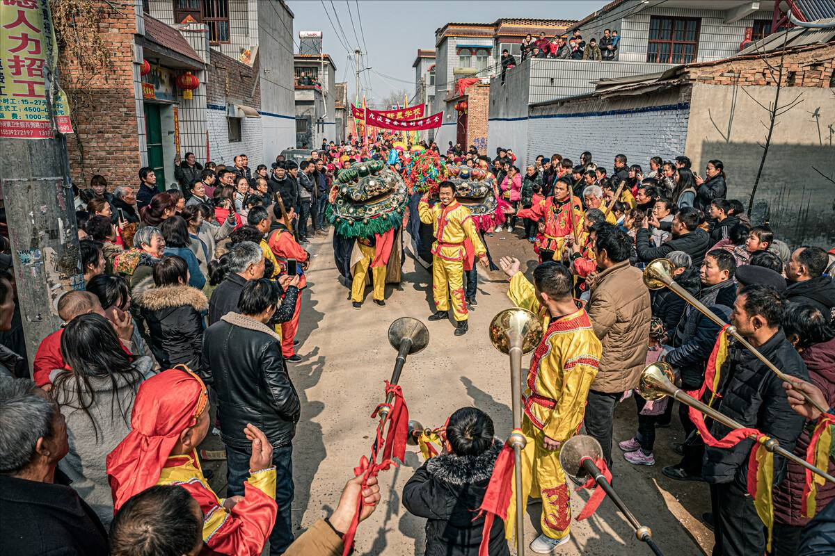 终南山女隐士王芝霞：43岁弃家皈依佛门，85岁仍坚持打坐参禅