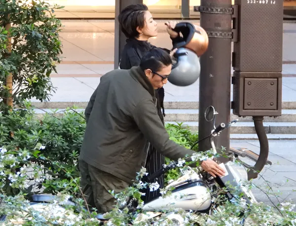 日本卡戴珊美女姐妹花！豪门出身超拽，却双双被渣男骗惨？