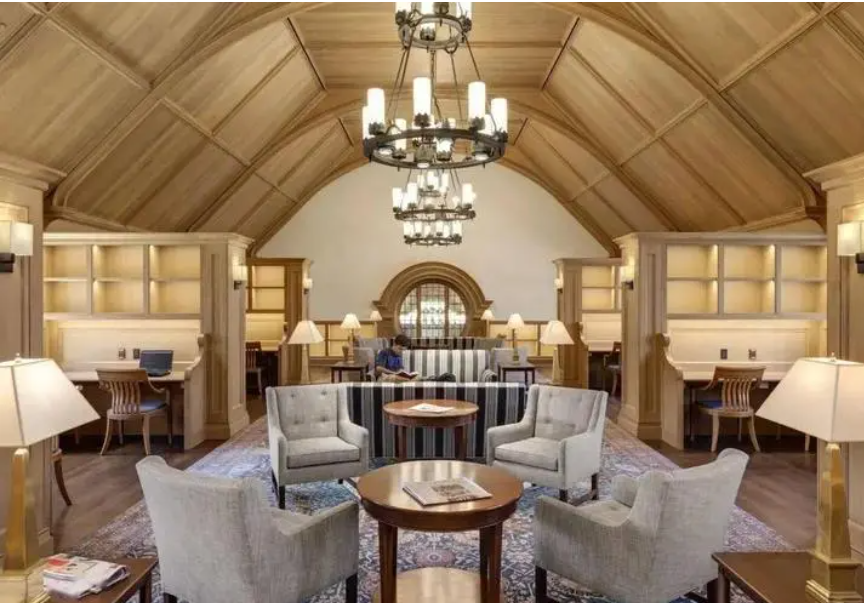 大学宿舍各不同，清北和耶鲁、哈佛不是一个级别，学生更想去清华