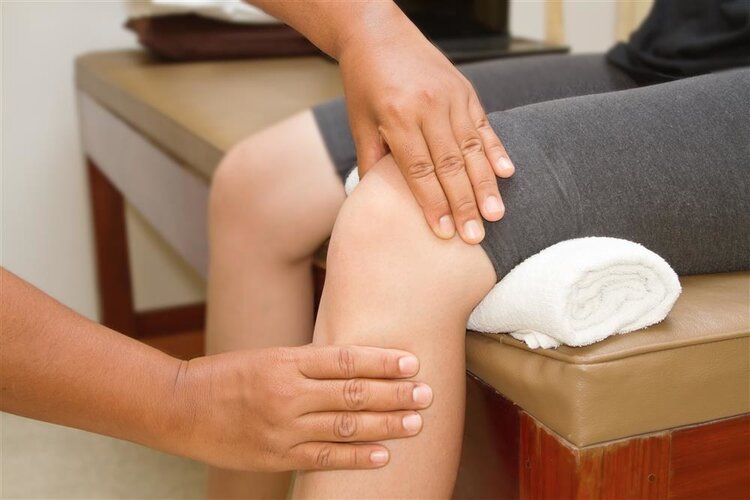 7年前花费了家里16万，只为增高7.2厘米的男孩，如今与后遗症为伴