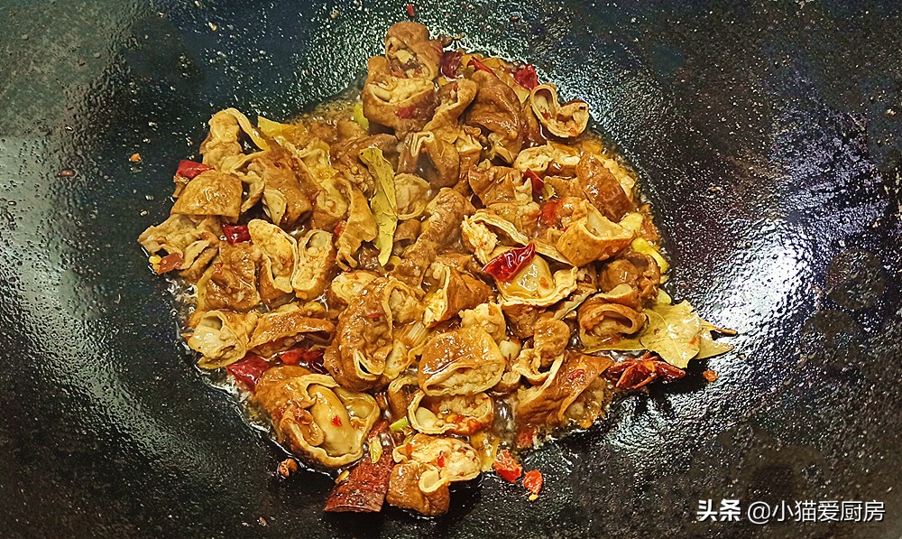 圖片[9]-家常萵筍紅燒肥腸這種做法 軟糯入味 好吃不膩 用來下飯特別香-起舞食譜網