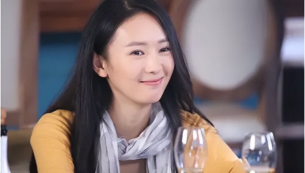 挨打只会变得更强,18年后的童瑶,已是张默高攀不起的人