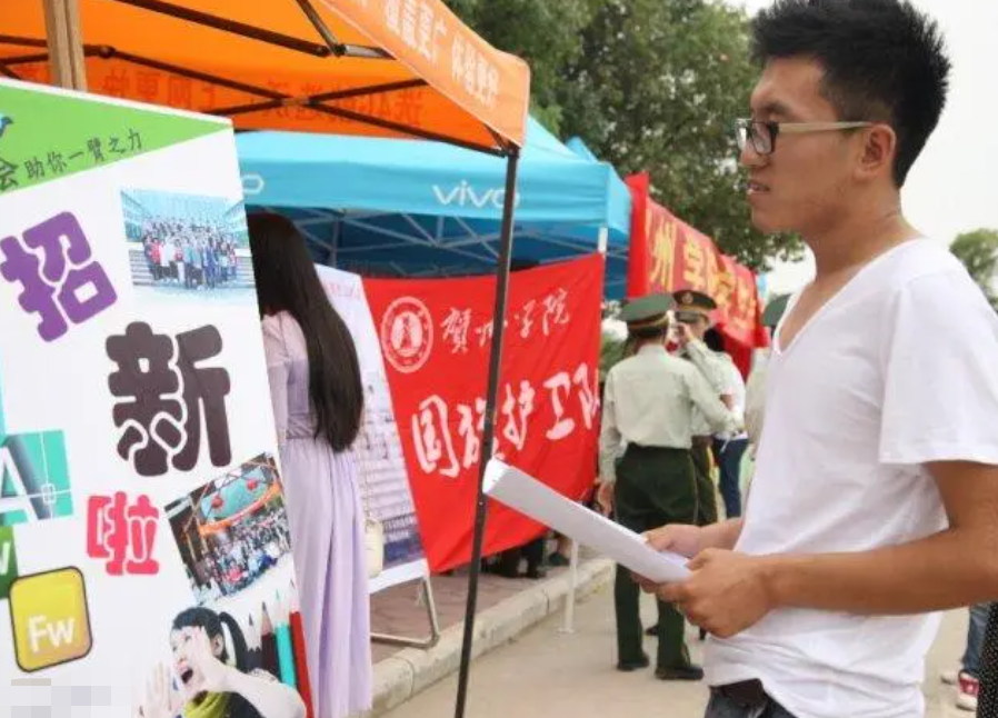 大学校园也有“潜规则”，辅导员一般不会明说，大一新生需要注意