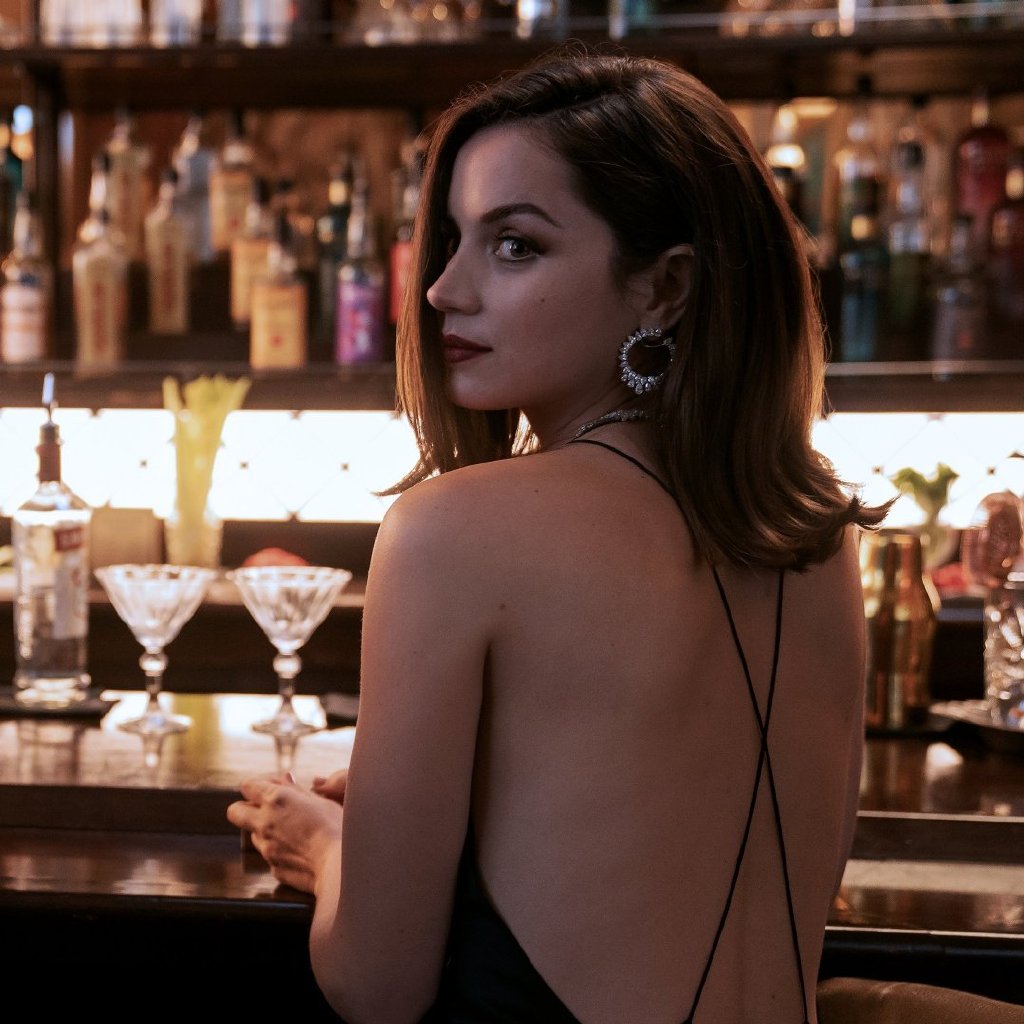 美国人眼中的纯欲系女神：揣着300美元离开古巴，如今征服好莱坞