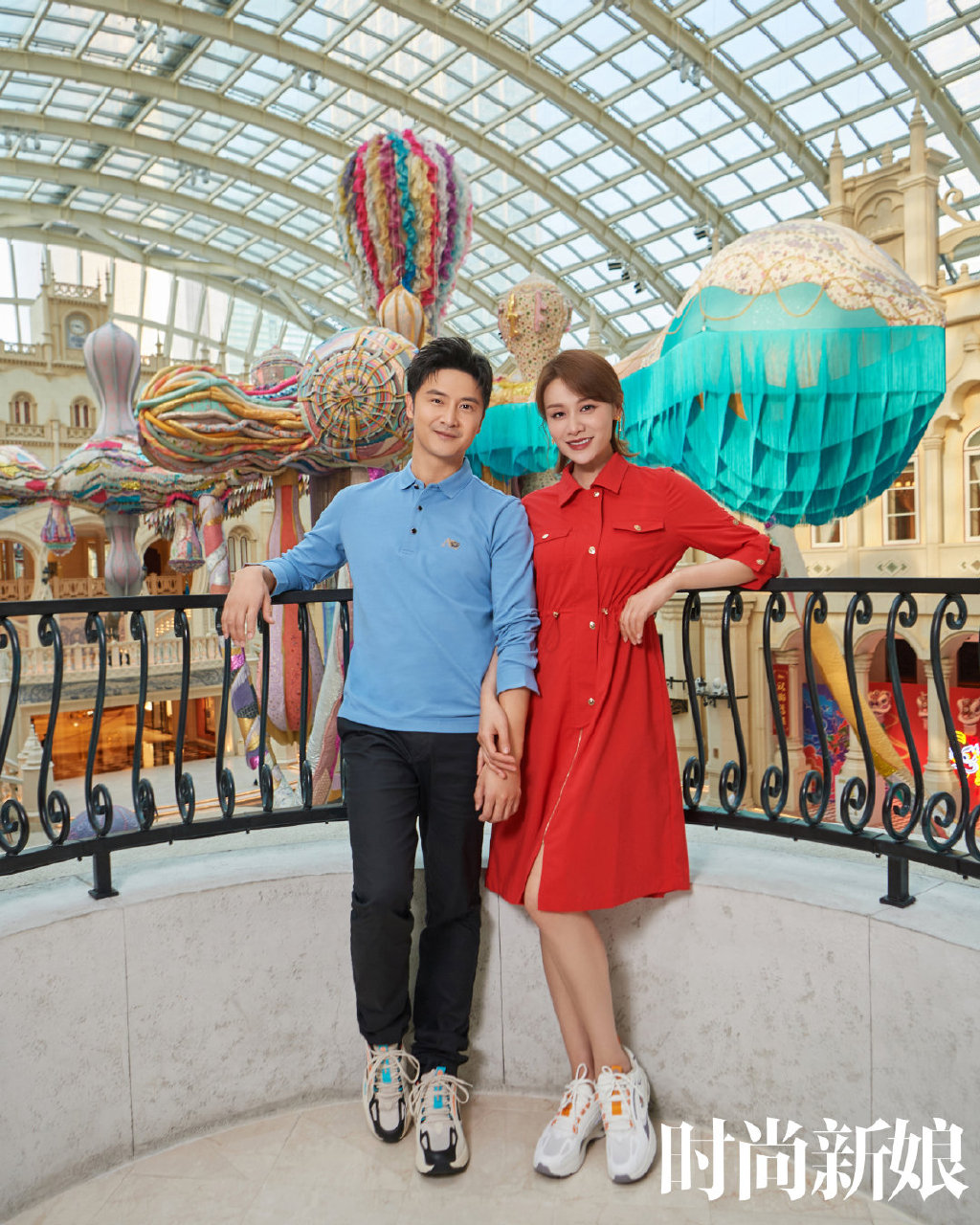 田亮夫妇结婚14周年再拍婚纱照，叶一茜呈现望夫眼，容颜身材未改